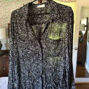 Bella Dahl sheer black and white button down